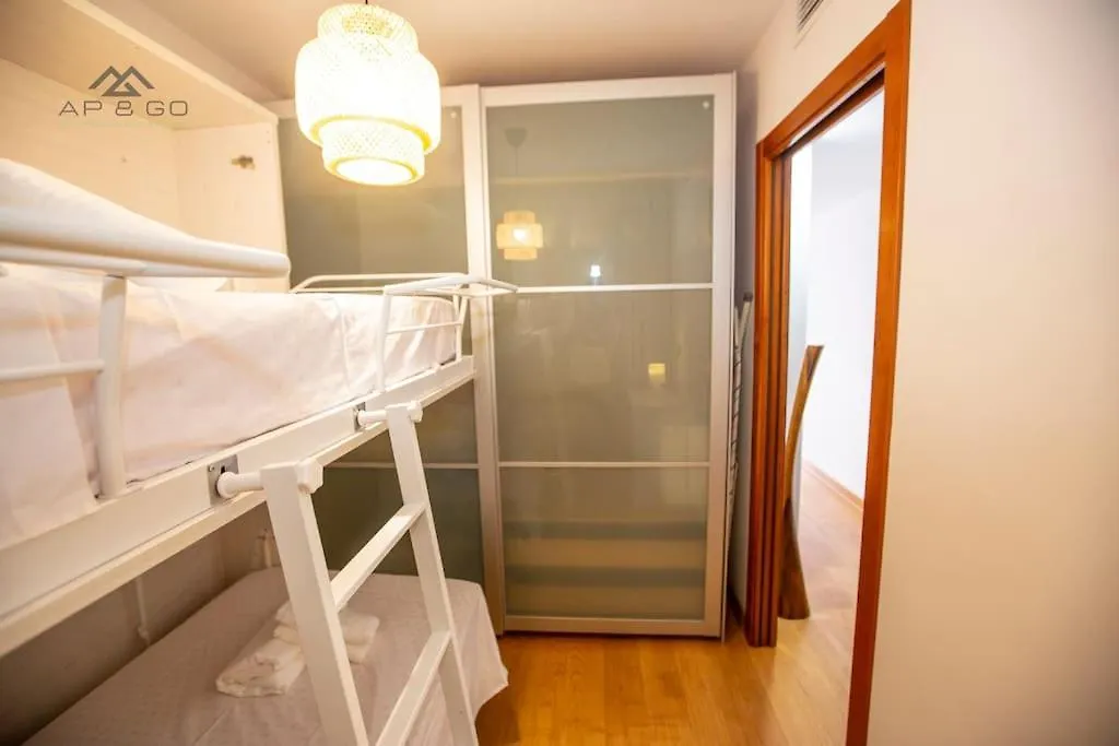 Castillo Beachfront Seaviews 拉海瑞德拉 公寓