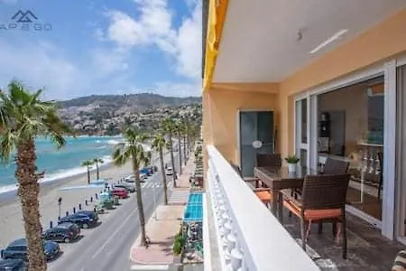 Apartment Castillo Beachfront Seaviews La Herradura